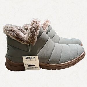 Minnetonka Northtown Quilted Winter Boots Sage Green Faux Fur NWT Size 9